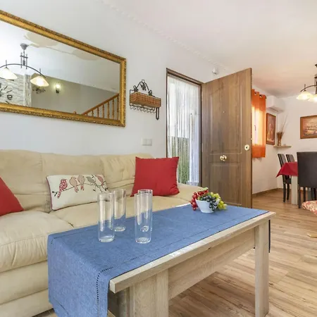Holiday home Palmera Iii By Interhome